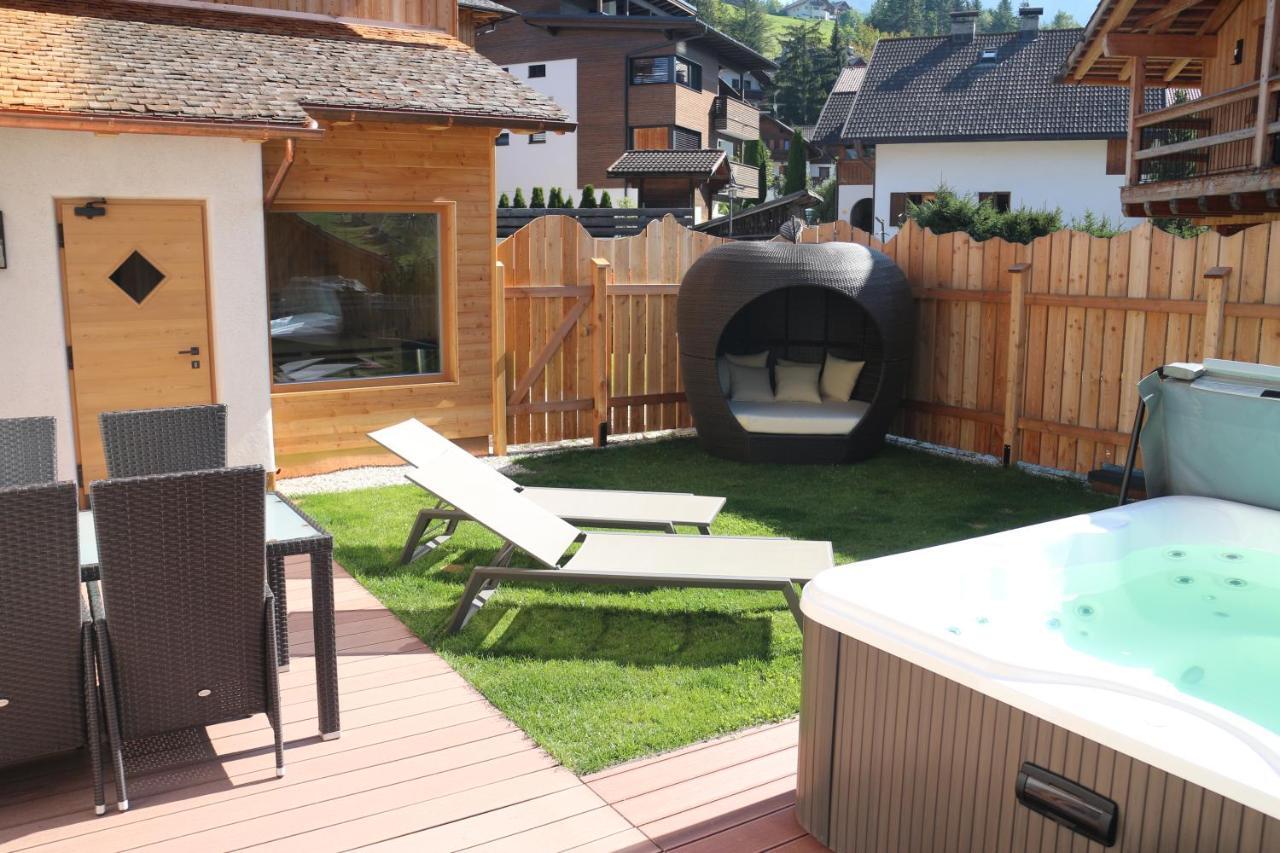 Liondes Chalets San Vigilio Extérieur photo